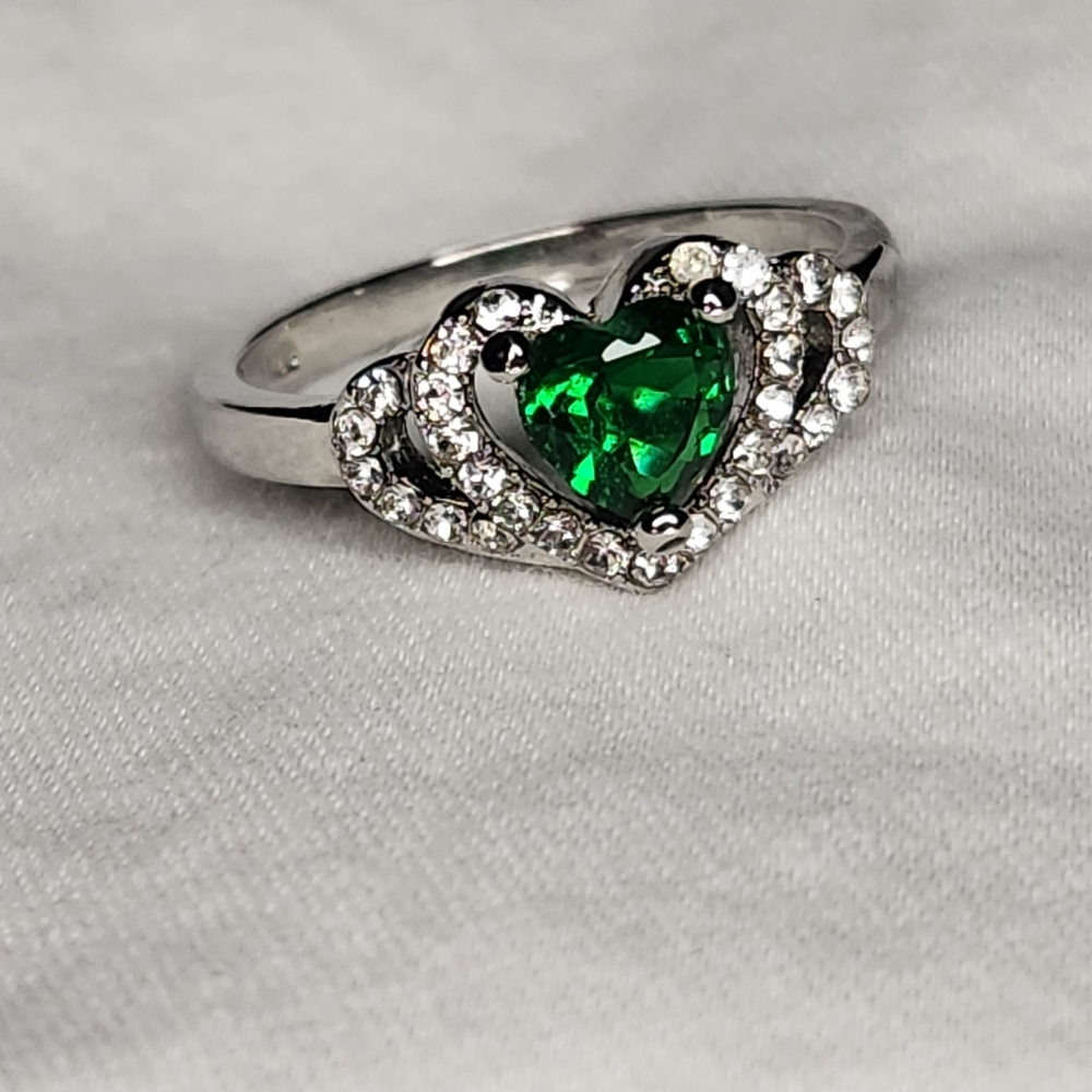 Pewowned Factory Made Emerald & CZ Heart Ring, Size 8, No Flaws